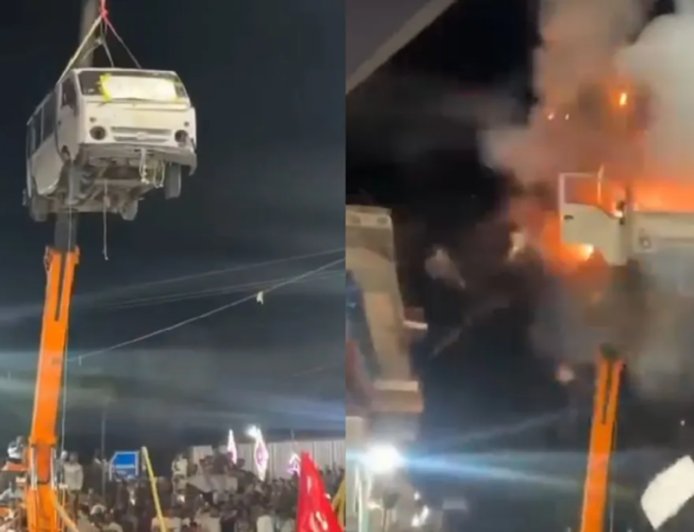 मोहर्रम जुलूस में क्रेन से लटकाई गई वैन में विस्फोट का प्रदर्शन, वीडियो वायरल; 4 लोगों पर FIR दर्ज