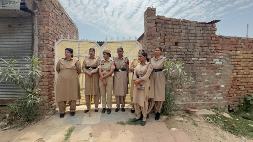 नशा तस्करों पर बड़ा प्रहार प्रशासन ने अवैध इमारत पर चलाया बुलडोजर, अब तक 14 संपत्तियां ध्वस्त