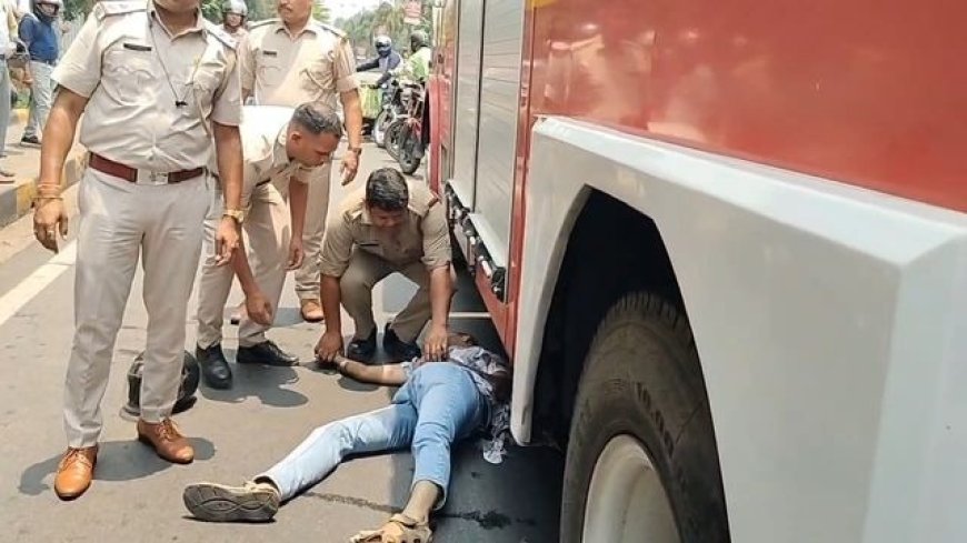 जमशेदपुर में दर्दनाक हादसा दमकल गाड़ी की चपेट में आए बाइक सवार की मौत, इलाज में देरी पर उठे सवाल