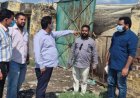 हापुड़ में खुले में मिले पशु अवशेषों पर कार्रवाई अधूरी: पुलिस का इंतजार करती रहीं टीमें, DM ने मांगी रिपोर्ट
