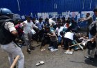 बिहार बंद के दौरान पटना में हंगामा: डाकबंगला चौराहे पर पथराव के बाद पुलिस ने किया लाठीचार्ज, तेज प्रताप यादव हिरासत में