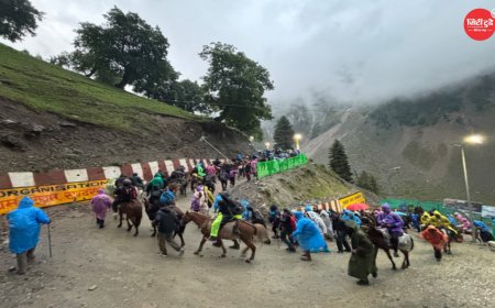 'बम-बम भोले' के जयघोष के साथ शुरू हुई अमरनाथ यात्रा 2026, बालटाल और पहलगाम मार्ग से बाबा बर्फानी के दर्शन को उमड़े हजारों श्रद्धालु