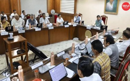 मध्य प्रदेश कैबिनेट के बड़े फैसले: पात्र कर्मचारियों की पदोन्नति पर जोर, गुजरात को सरदार सरोवर परियोजना के लिए 217 करोड़ रुपये देगा प्रदेश; हर जिले में बनेंगे आईटी पार्क