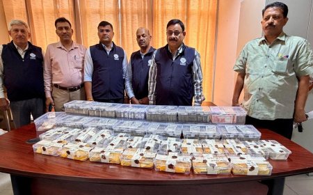 यूपी में रिटायर्ड ARTO के घर विजिलेंस का अब तक का बड़ा एक्शन: 26 घंटे चली छापेमारी में 13 किलो सोना, 9 किलो चांदी, ₹1.62 करोड़ नकद और 35 करोड़ की संपत्ति का खुलासा