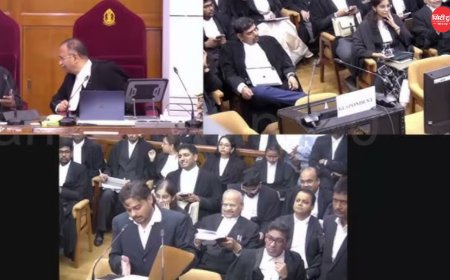सुप्रीम कोर्ट में सुनवाई के दौरान अभूतपूर्व हंगामा: याचिकाकर्ता ने जजों के सामने फेंके कागज, CJI के लिए की आपत्तिजनक टिप्पणी; कोर्ट ने अवमानना कार्रवाई से किया इनकार