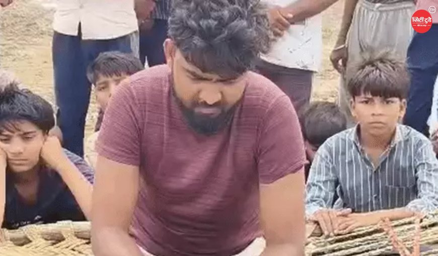 मुरैना में सड़क निर्माण की मांग को लेकर युवक का आमरण अनशन जारी: 25 किमी दंडवत यात्रा के बाद अब भूख हड़ताल, प्रशासन ने दिया आश्वासन, सांसद ने बताया 'पब्लिसिटी स्टंट'