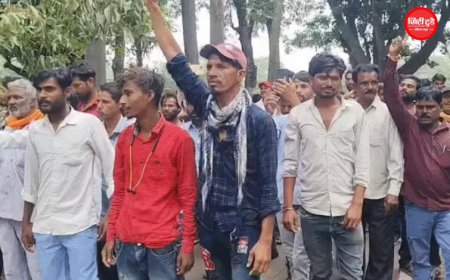 भोपाल में लंबित भुगतान को लेकर मछुआरों का मत्स्य महासंघ कार्यालय पर प्रदर्शन, डिफर्ड वेज समेत कई योजनाओं की राशि जारी करने की मांग