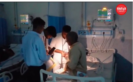 सासाराम सदर अस्पताल में मोबाइल की रोशनी में मरीजों का इलाज, बिजली कटते ही खुली स्वास्थ्य व्यवस्था की पोल