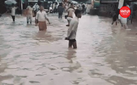 MP Weather: अशोकनगर में बाइक समेत बहा युवक, मौत; विदिशा में बाजार डूबा, 22 जिलों में भारी बारिश का अलर्ट