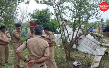 कानपुर में ट्रेनिंग फ्लाइट के दौरान बड़ा हादसा, चार सीटर विमान क्रैश; दो पायलटों की मौत