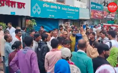 Rewa Lift Accident: पेड़ से गिरकर घायल हुआ था शख्स, अस्पताल पहुंचे तो लिफ्ट ने ले ली जान; 2 घंटे तक फंसी रही गर्दन, परिजनों का हंगामा