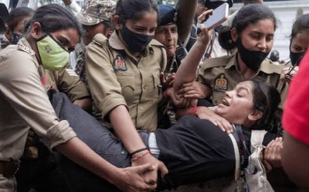 दिल्ली में इंटरनेट बंद करने पर केंद्र ने सुप्रीम कोर्ट से मांगी माफी, CJP प्रदर्शन में 7 हजार लोग हिरासत में
